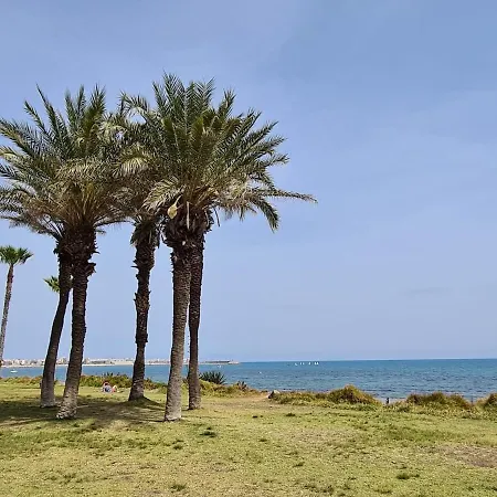 Playa La Veleta *